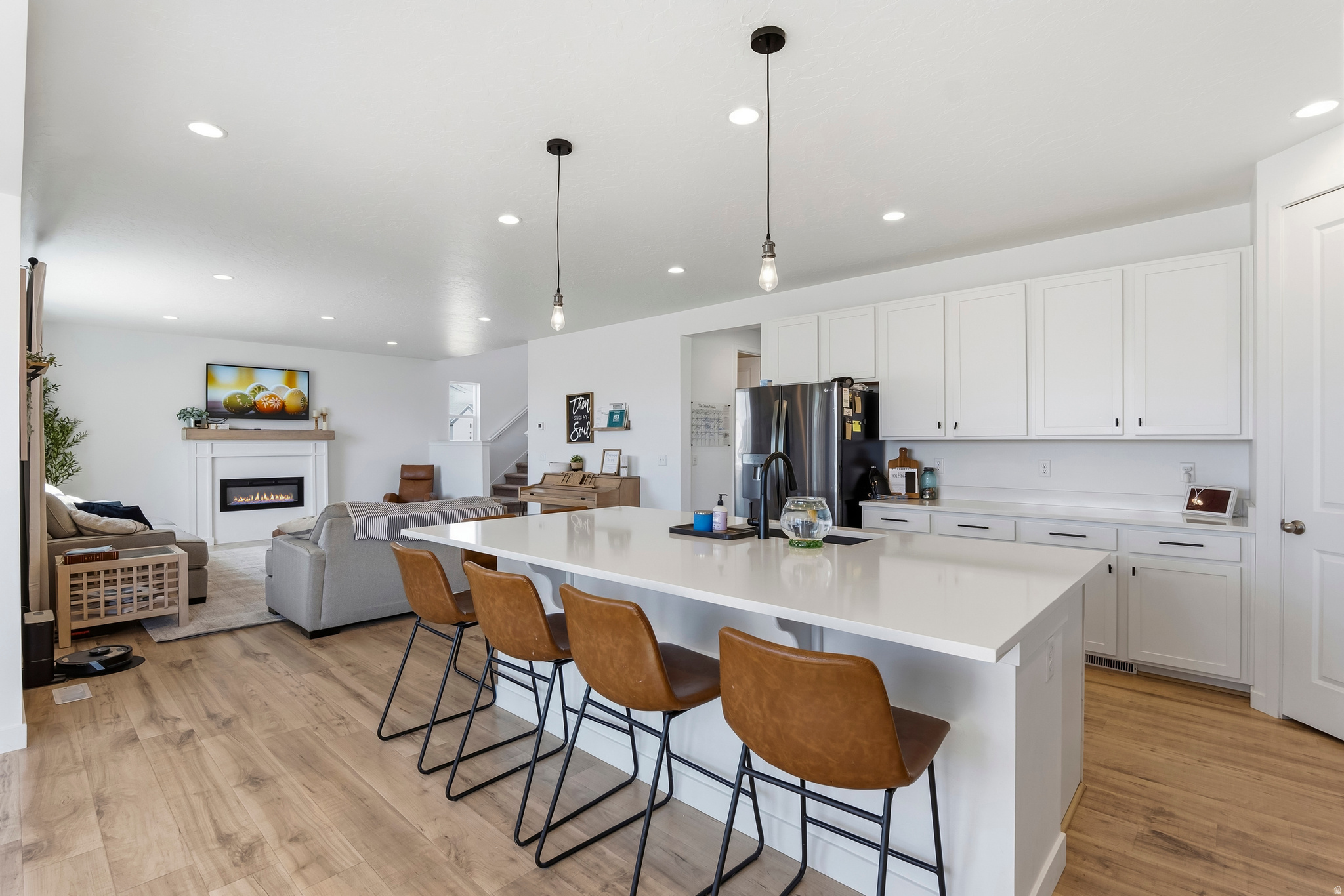 PONY EXPRESS ESTATES - Residential