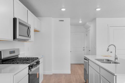 Tiny photo for 258 E GLENCOE DR #1068, Lehi, UT 84048 (MLS # 2132063)