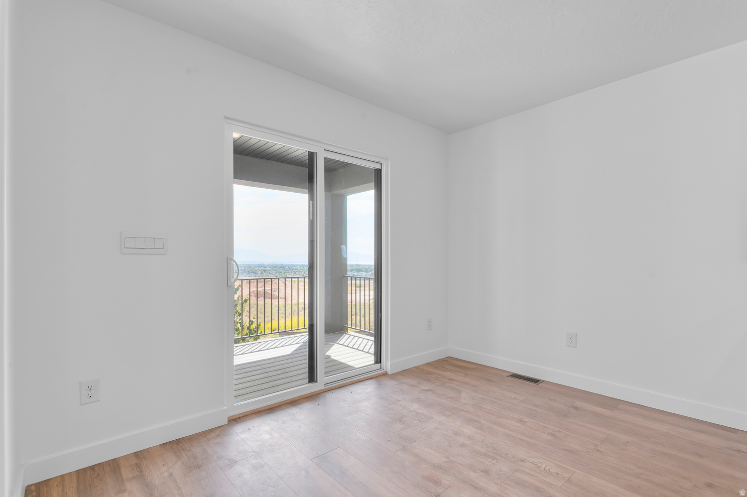 INVERNESS BY D.R. HORTON - Residential