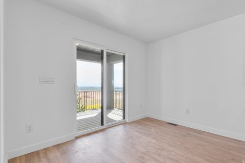 Tiny photo for 258 E GLENCOE DR #1068, Lehi, UT 84048 (MLS # 2132063)