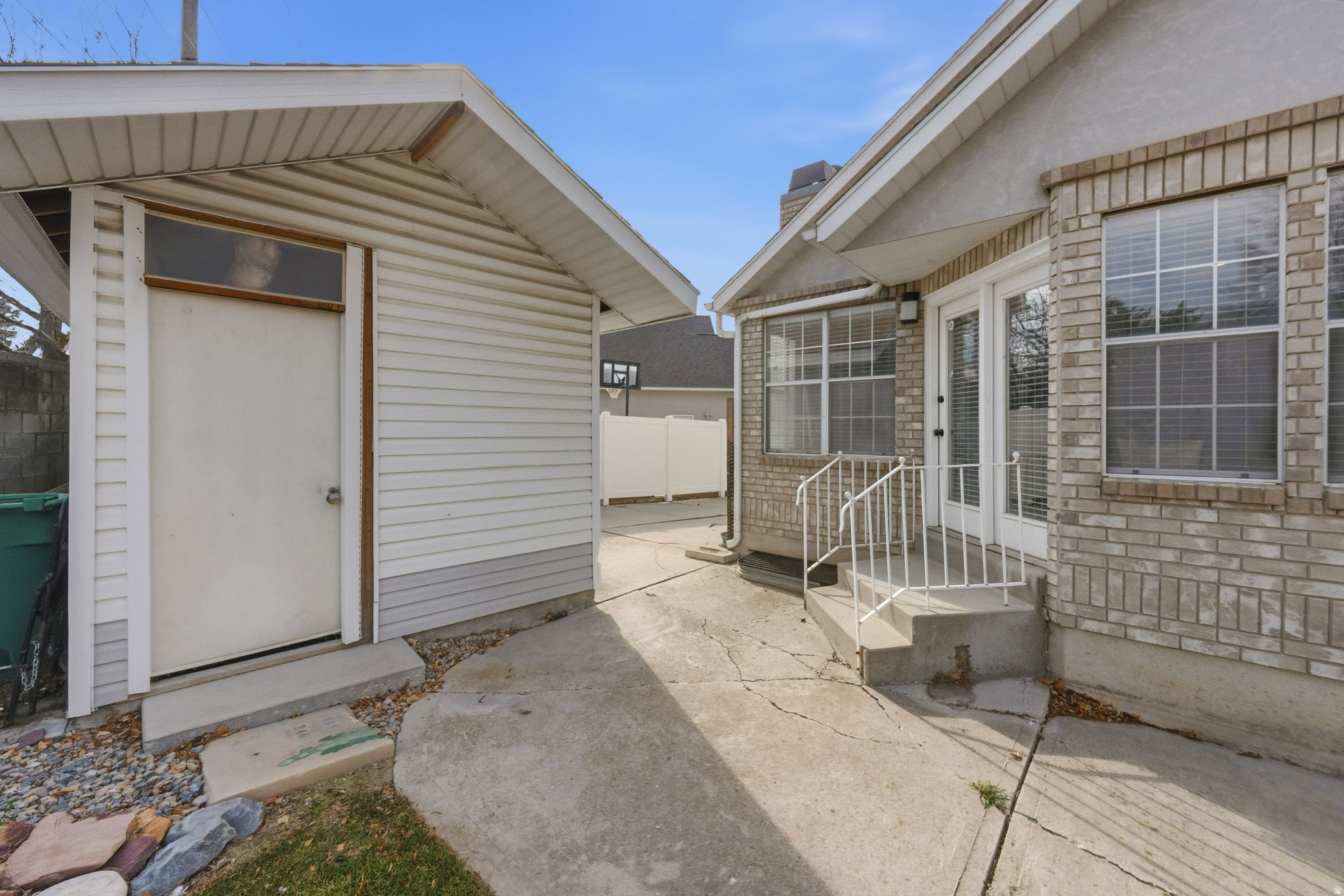 MEREWOOD - Residential