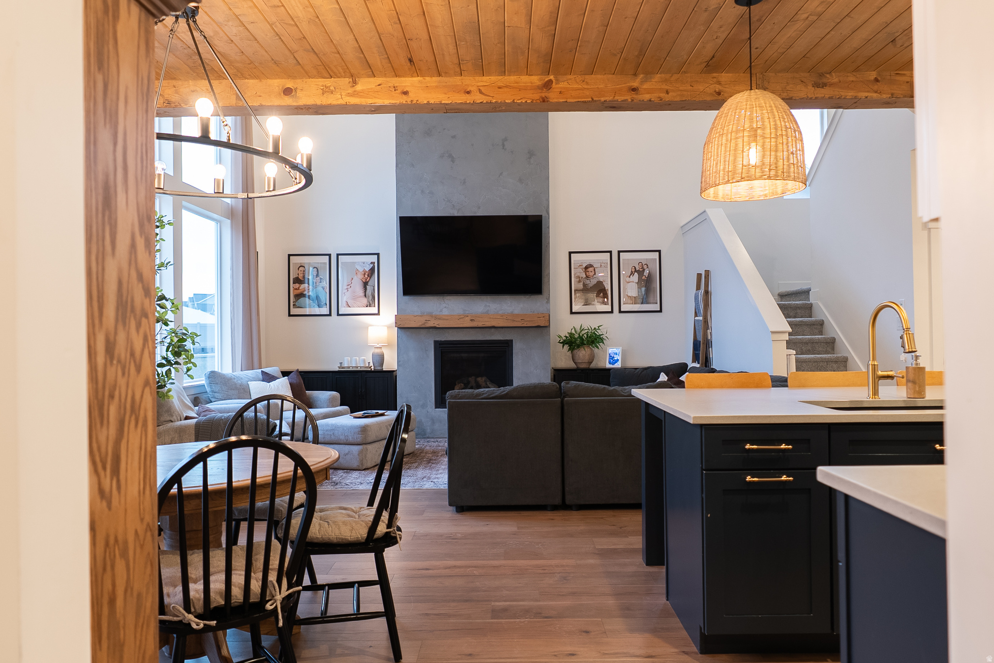 QUAILHILL - Residential