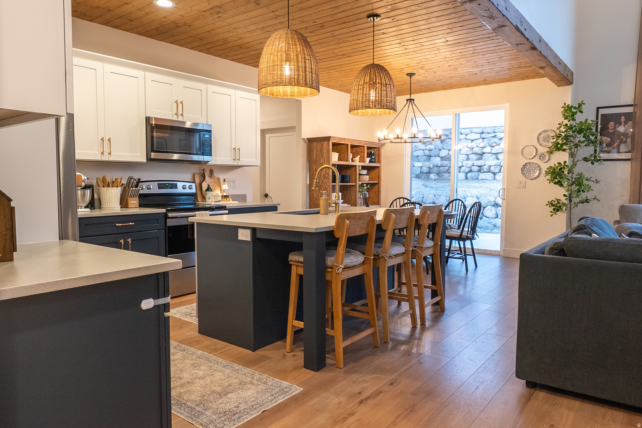 QUAILHILL - Residential