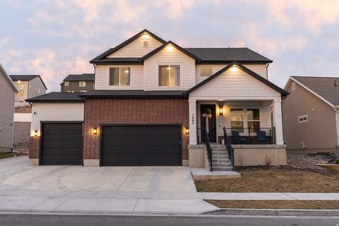 Photo of 1842 W WOODLAND RD, Saratoga Springs, UT 84045 (MLS # 2152962)