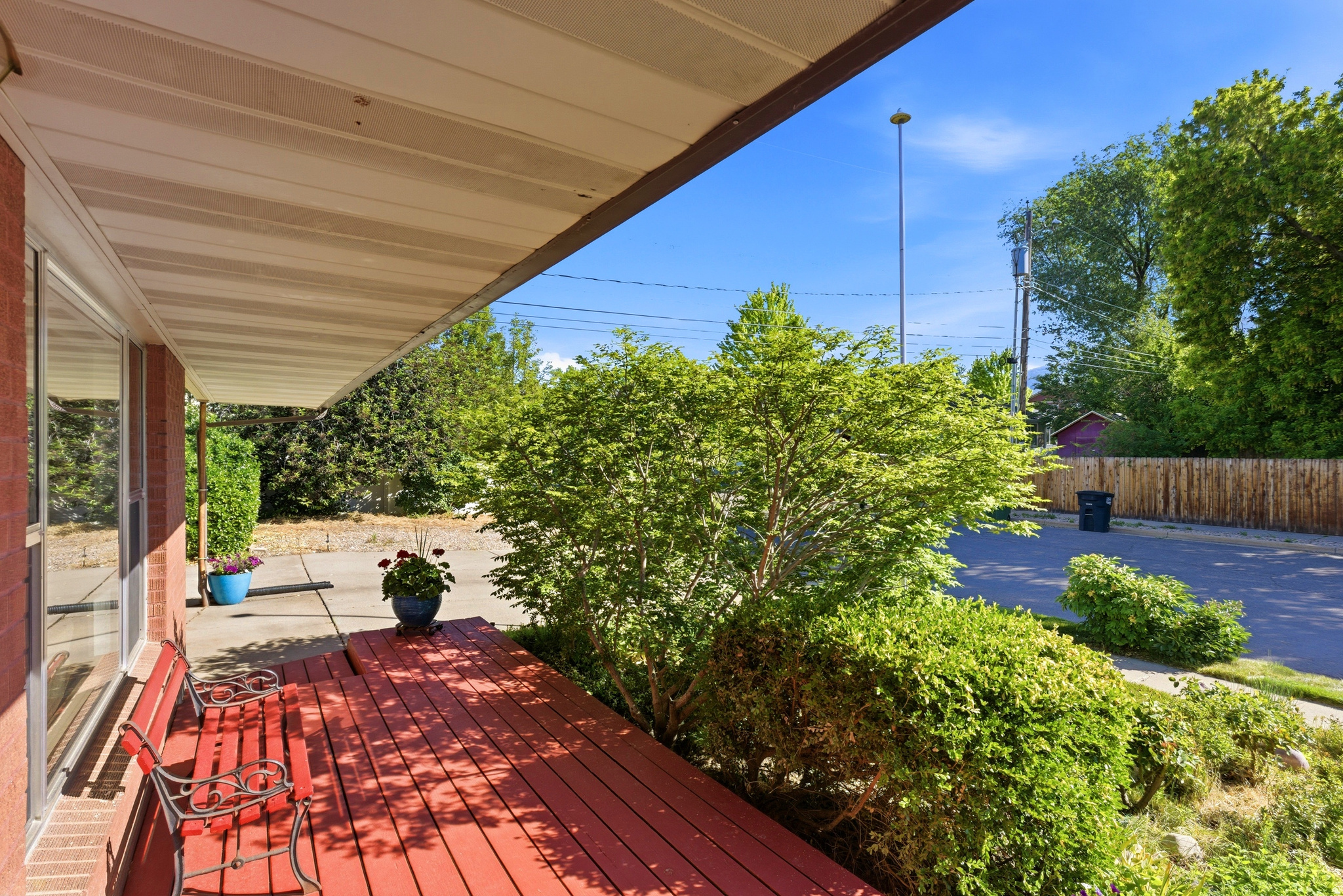 HAPPY HOMES - Residential