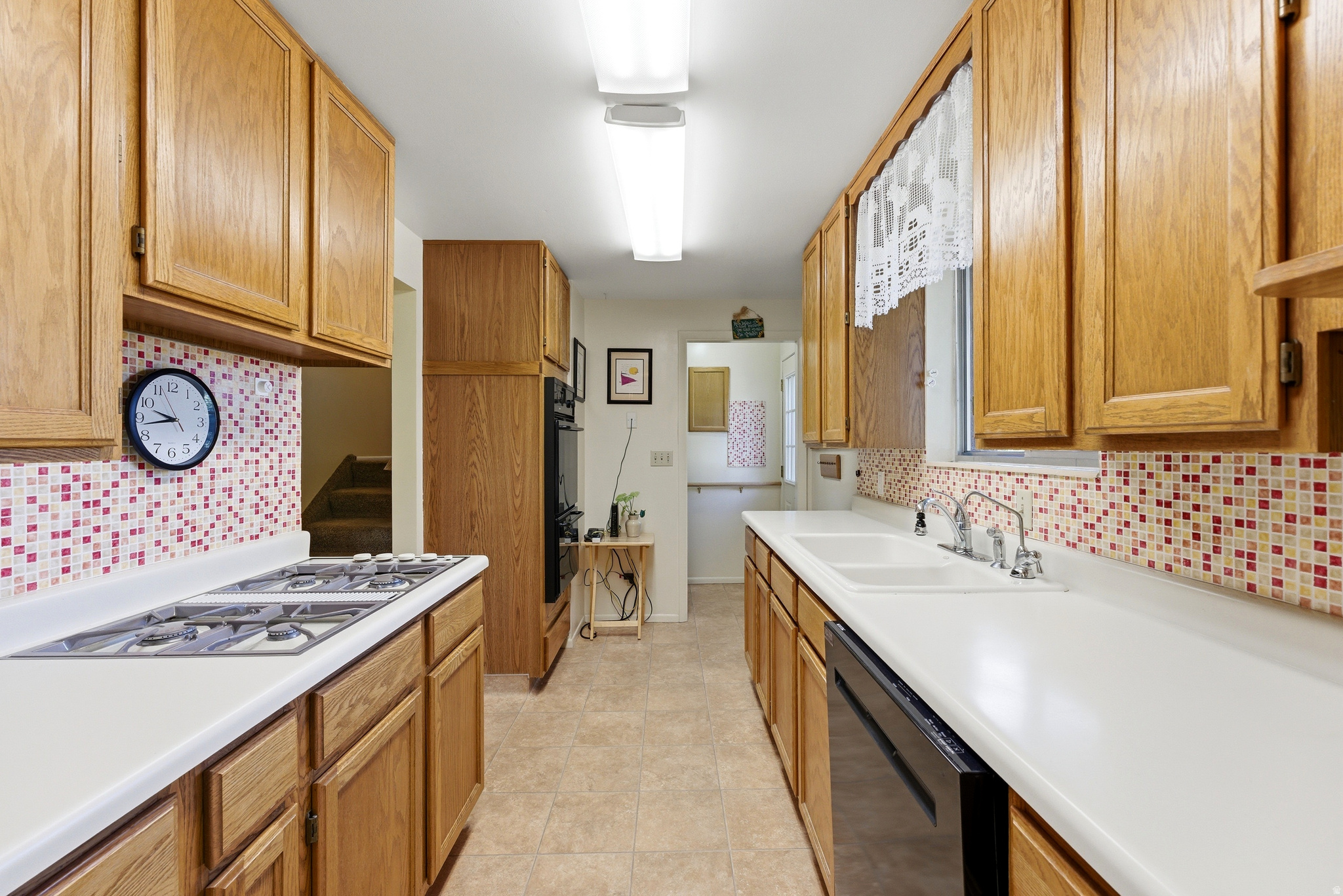 HAPPY HOMES - Residential