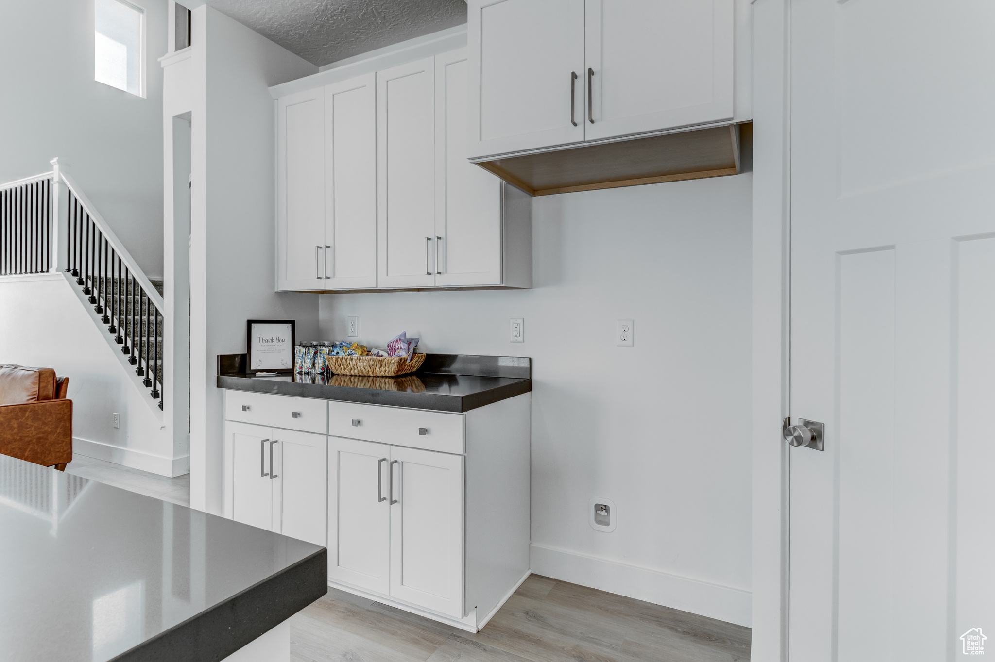 LAKESHORE LANDING - Residential