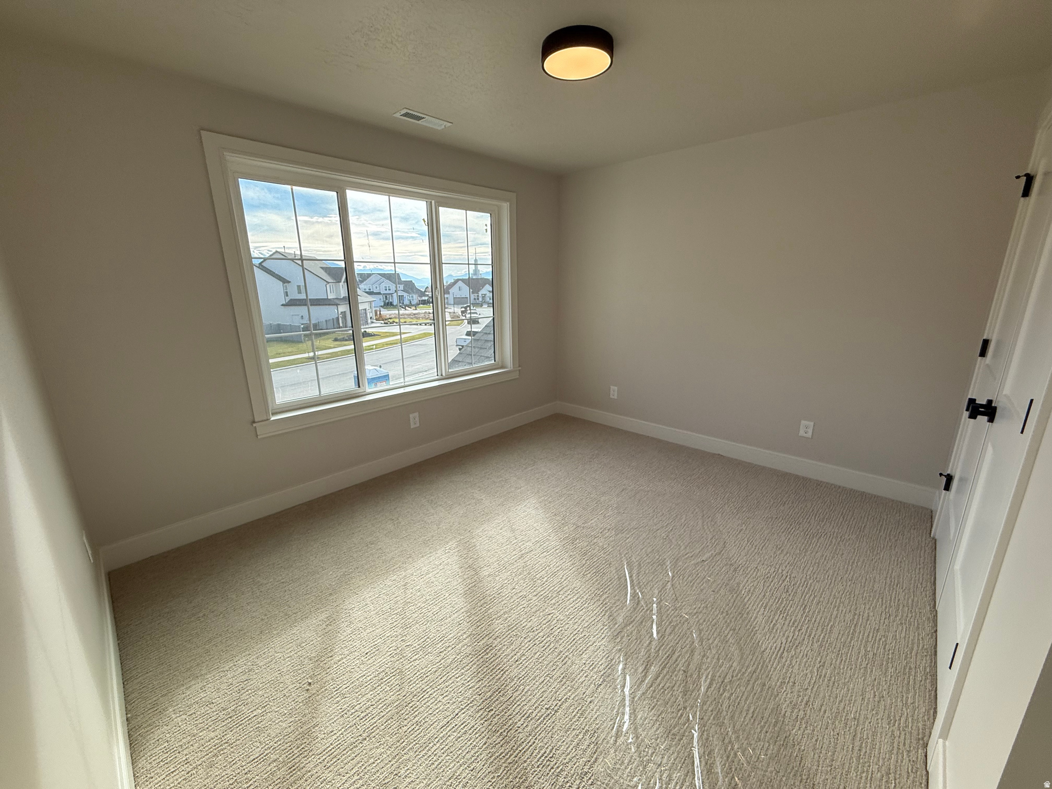 AUTUMN CREST - Residential