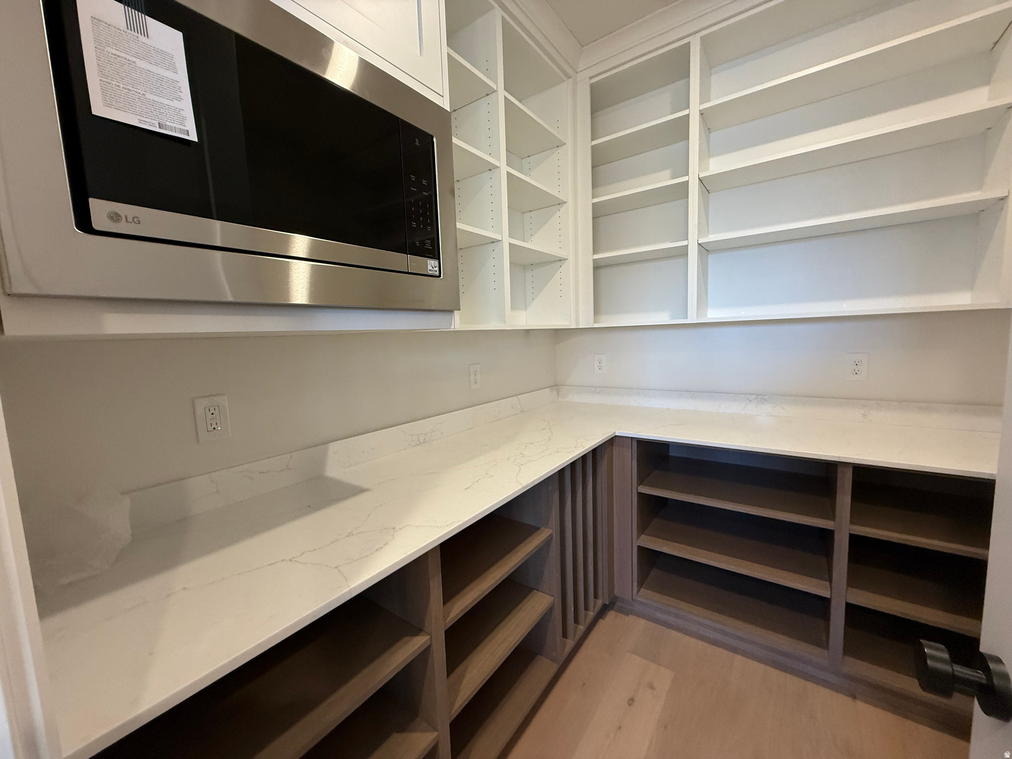 AUTUMN CREST - Residential