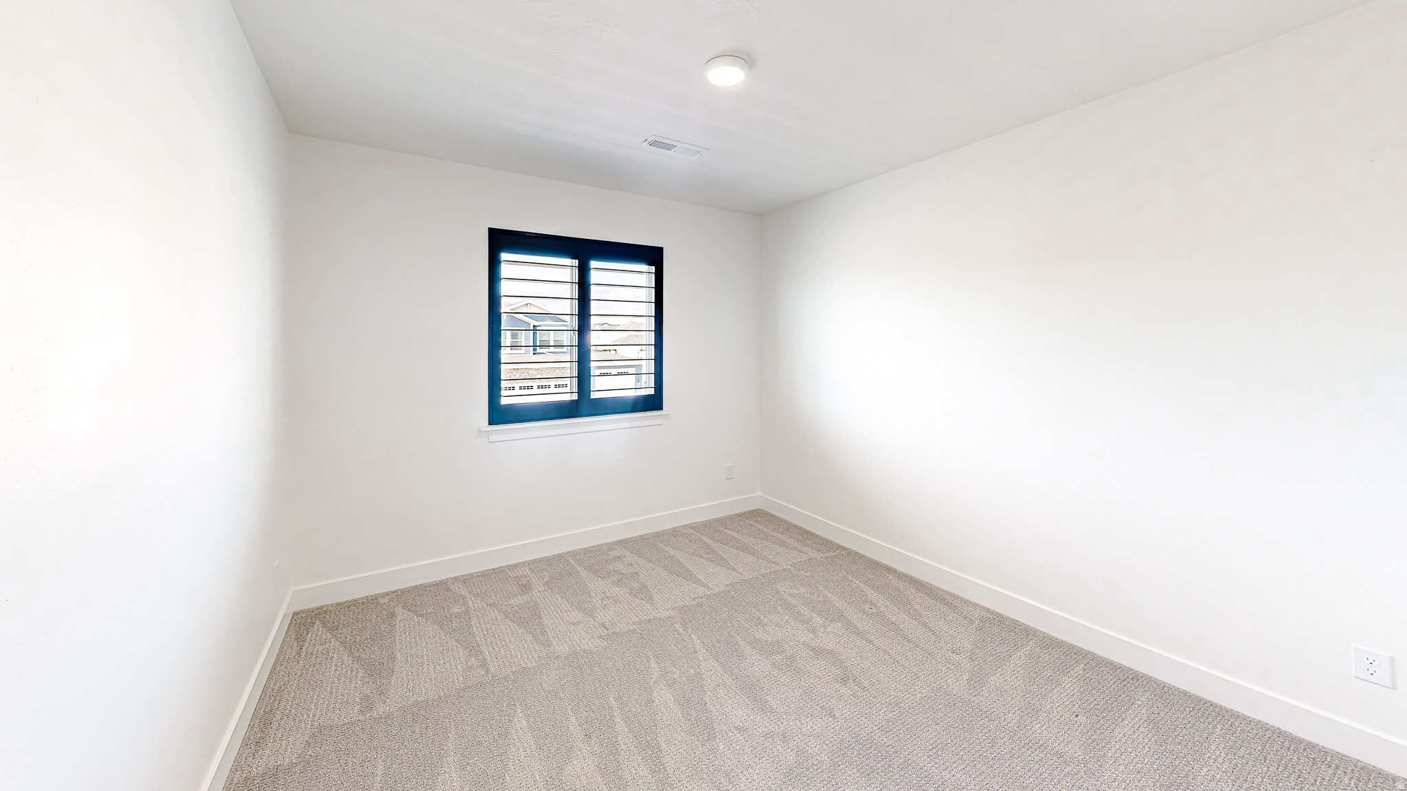 HAMPTON AT WATERS EDGE - Residential