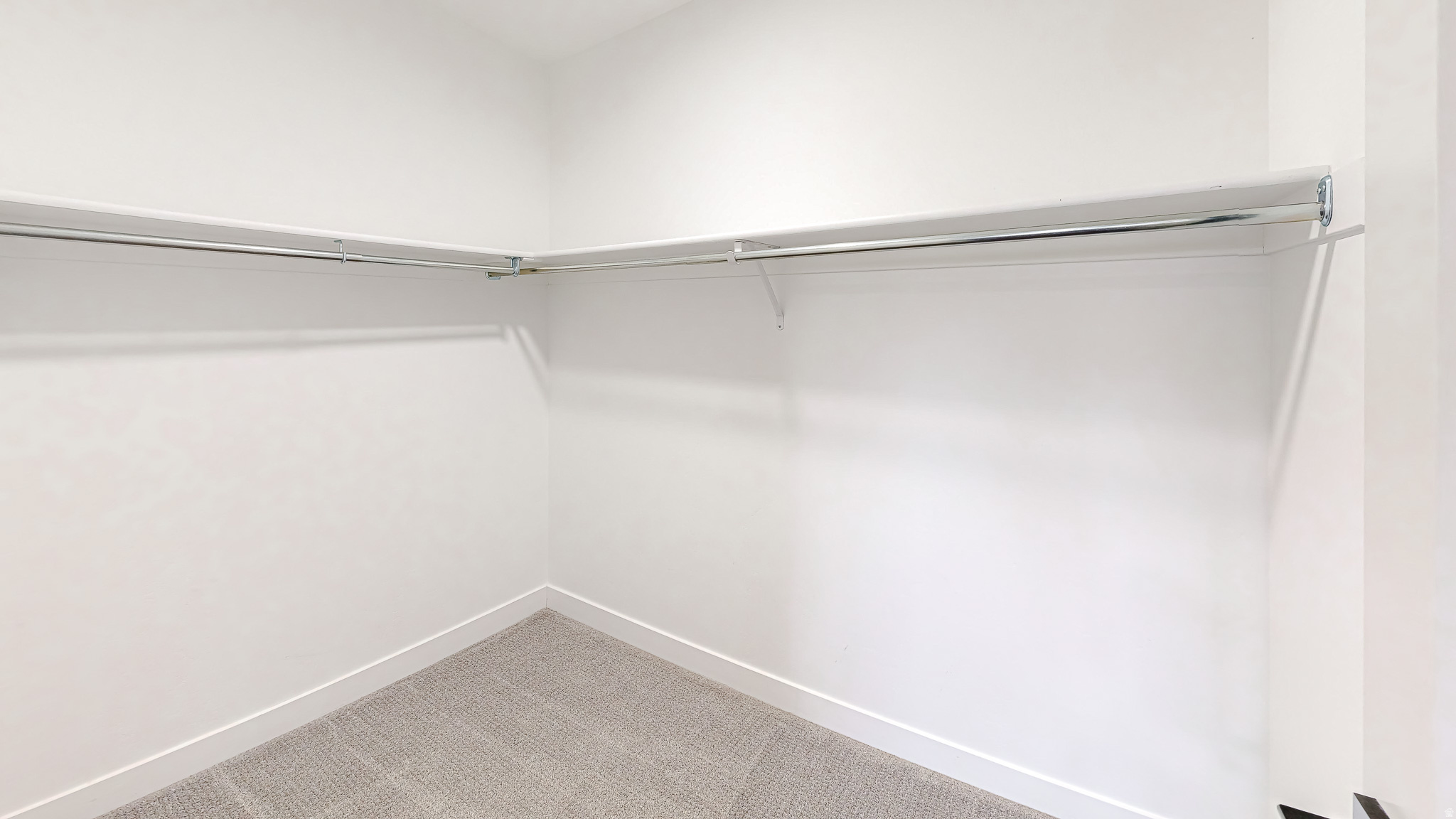 HAMPTON AT WATERS EDGE - Residential