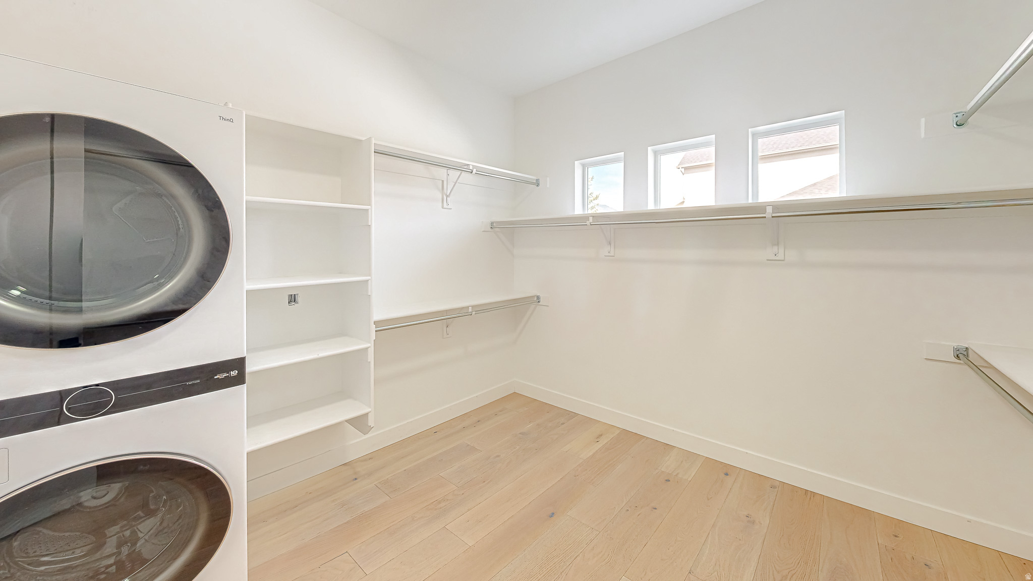 HAMPTON AT WATERS EDGE - Residential