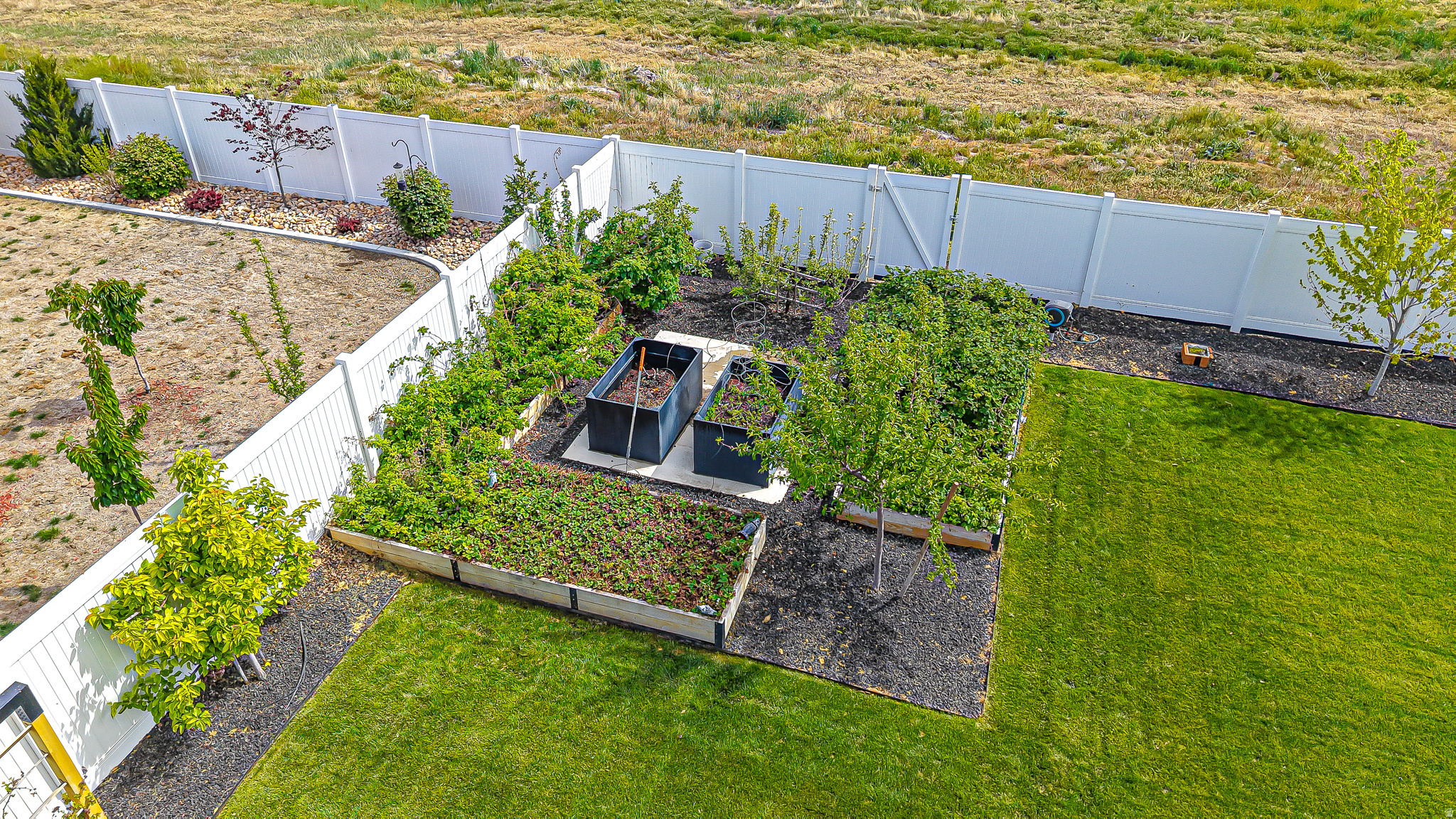 HAMPTON AT WATERS EDGE - Residential