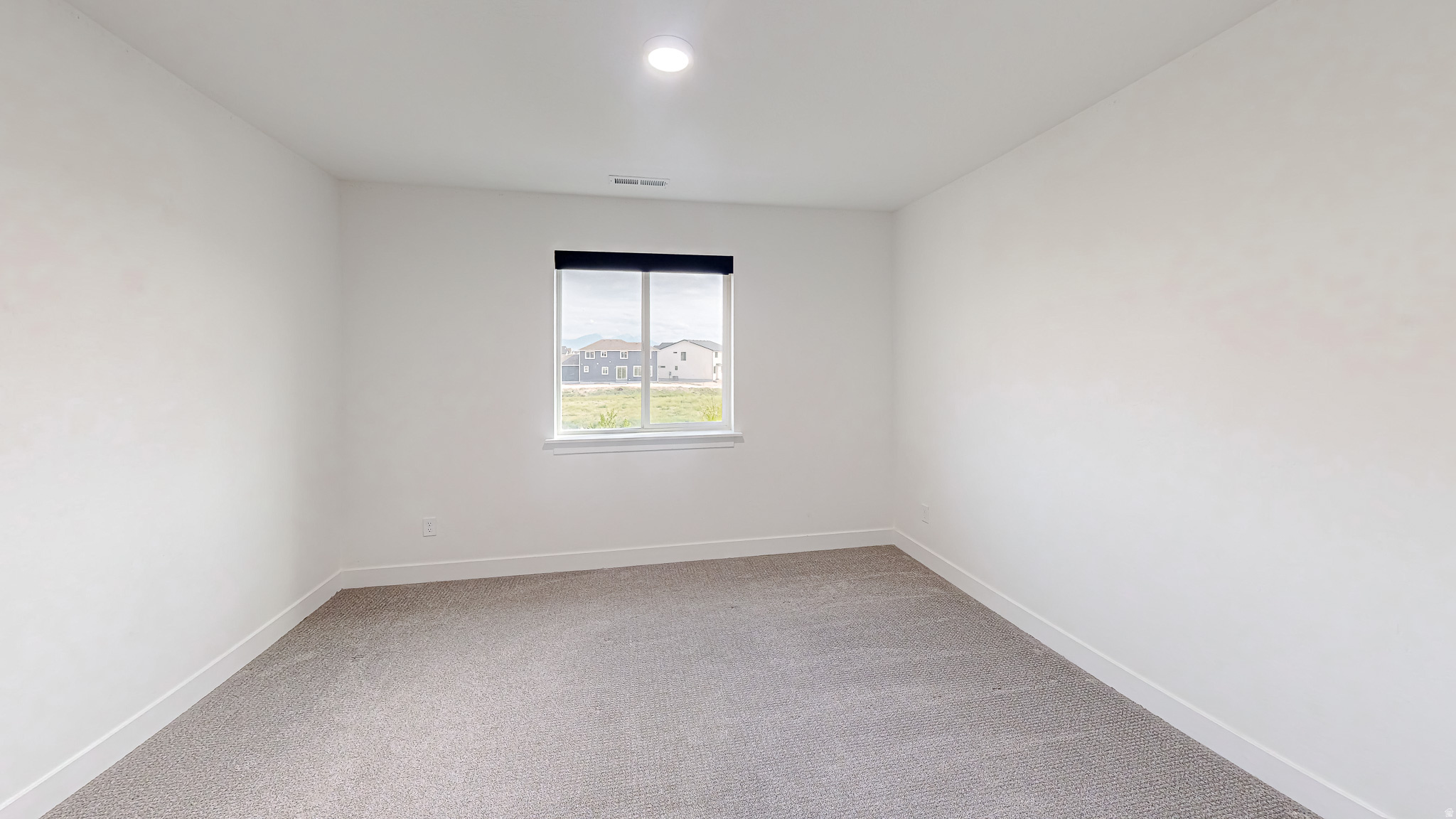 HAMPTON AT WATERS EDGE - Residential