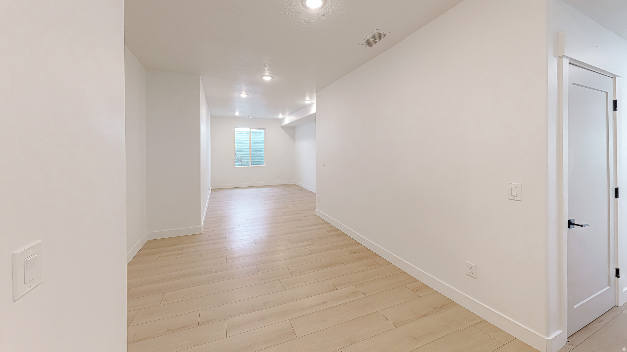 HAMPTON AT WATERS EDGE - Residential