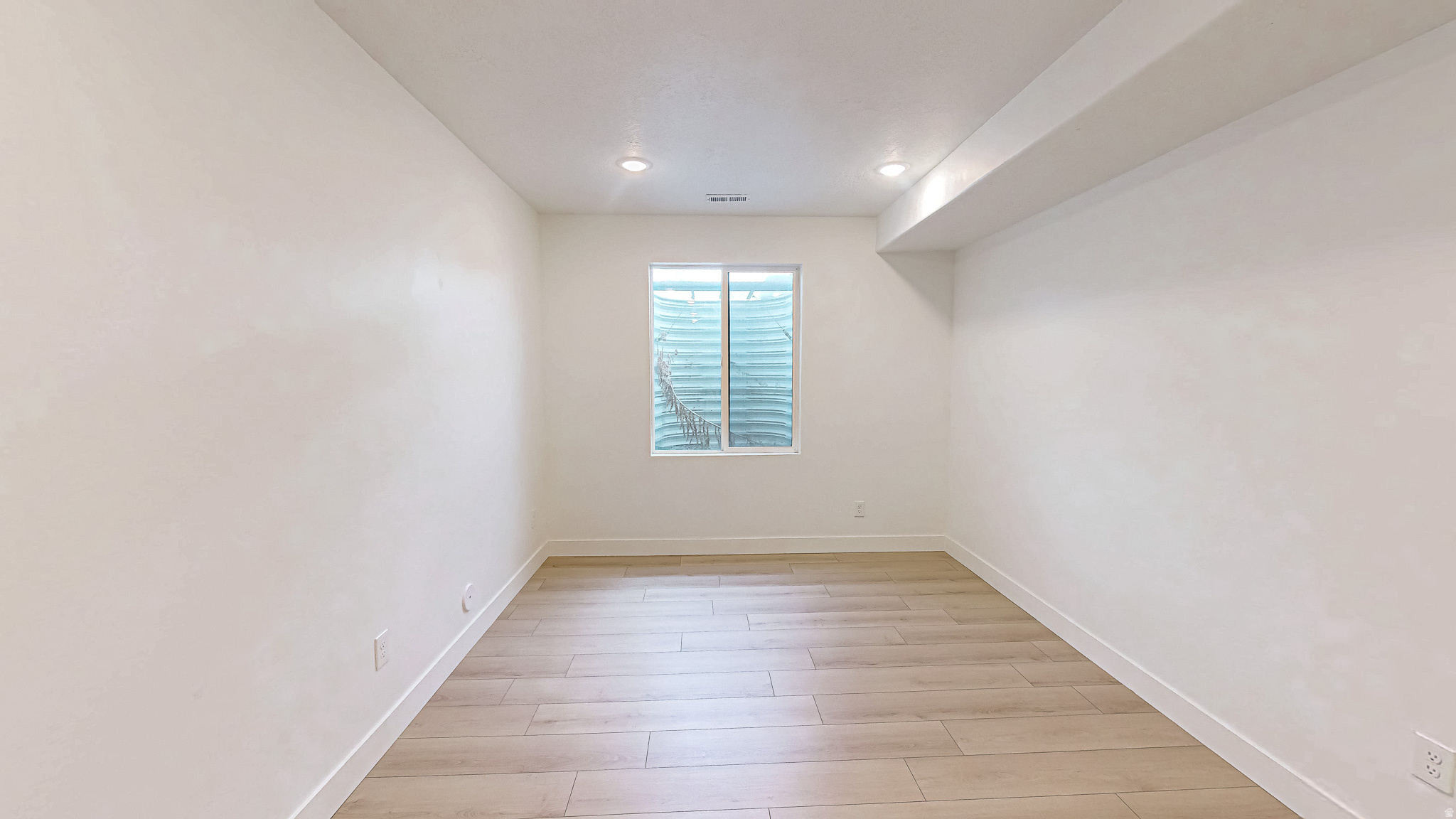 HAMPTON AT WATERS EDGE - Residential