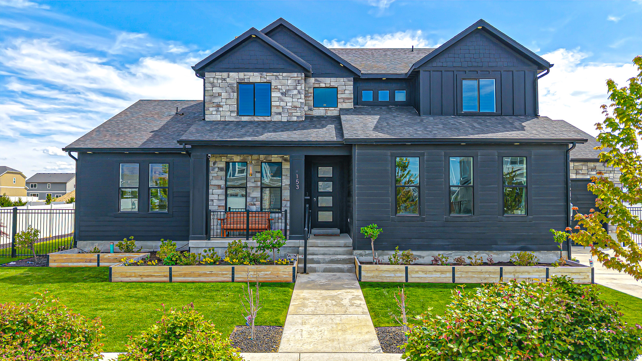 HAMPTON AT WATERS EDGE - Residential