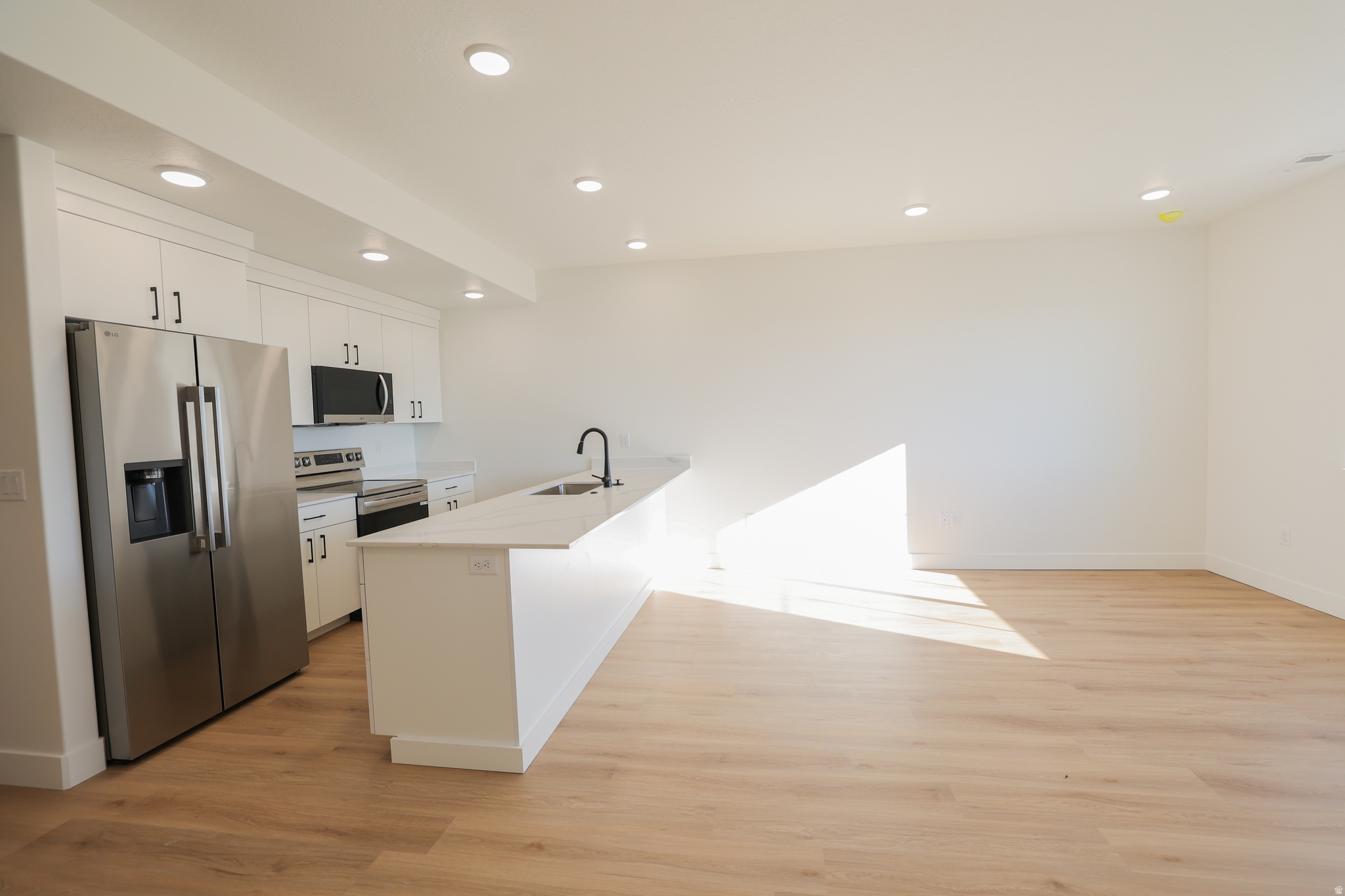 GOLDEN FOREST - Residential