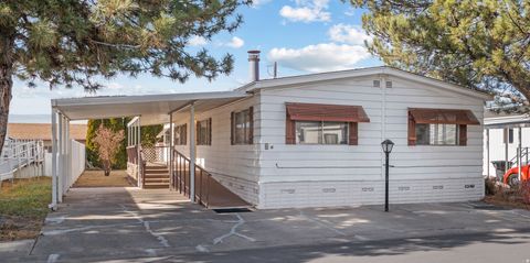 Photo of 1050 E 800 N #5, Spanish Fork, UT 84660 (MLS # 2135133)