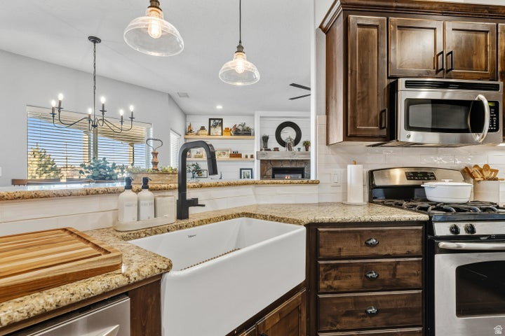 WEST VIEW ESTATES SUBDIVISION - Residential