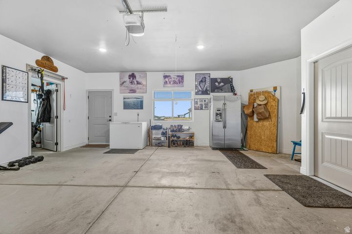 WEST VIEW ESTATES SUBDIVISION - Residential