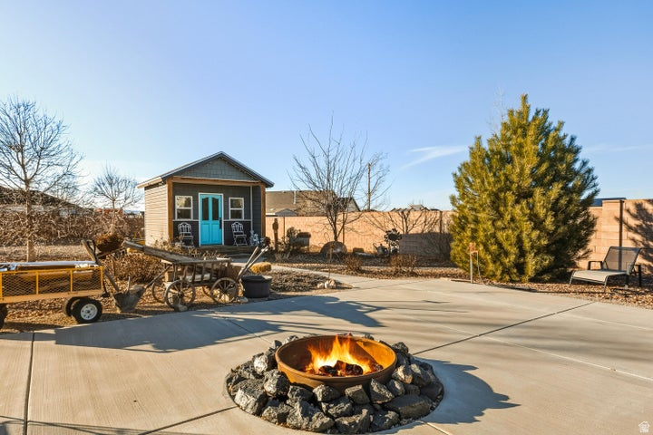 WEST VIEW ESTATES SUBDIVISION - Residential