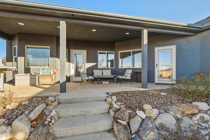 WEST VIEW ESTATES SUBDIVISION - Residential