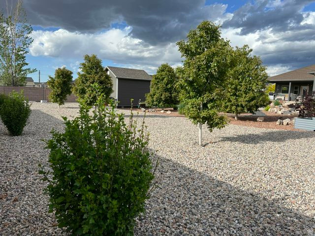 WEST VIEW ESTATES SUBDIVISION - Residential