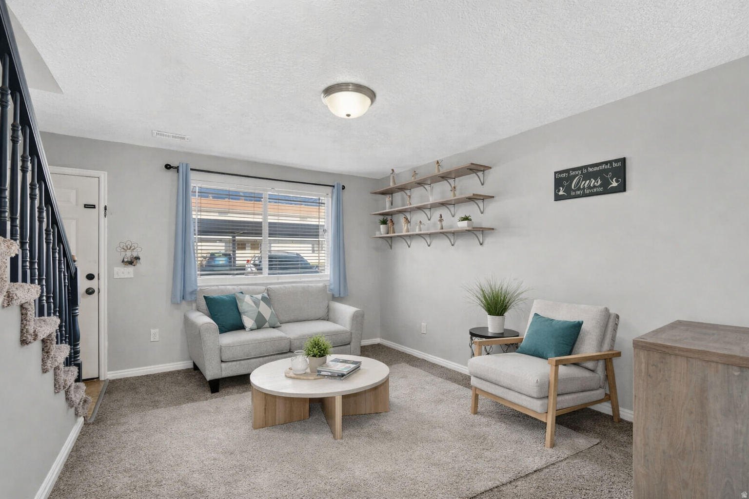 PICKFORD ESTATES - Residential
