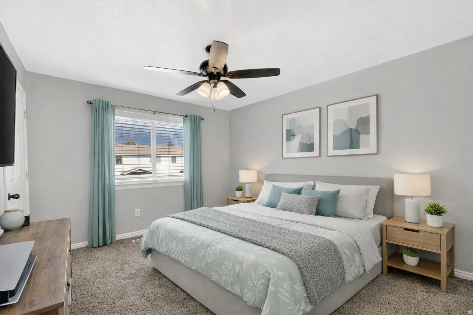PICKFORD ESTATES - Residential