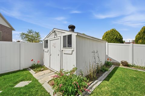 Tiny photo for 5145 S 350 E, Washington Terrace, UT 84405 (MLS # 2150568)