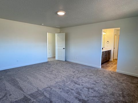 Tiny photo for 964 W MOTOR VU DR #215, Riverdale, UT 84405 (MLS # 2156063)