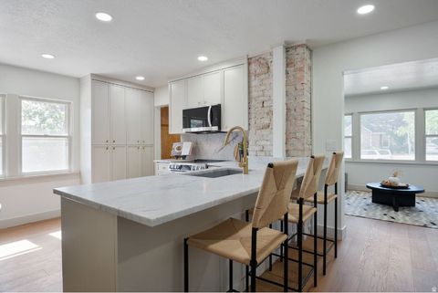 Tiny photo for 1214 E PARKWAY AVE, Salt Lake City, UT 84106 (MLS # 2121362)