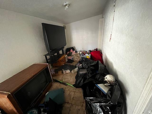 JEAN R JONES SUBDIVISION - Residential