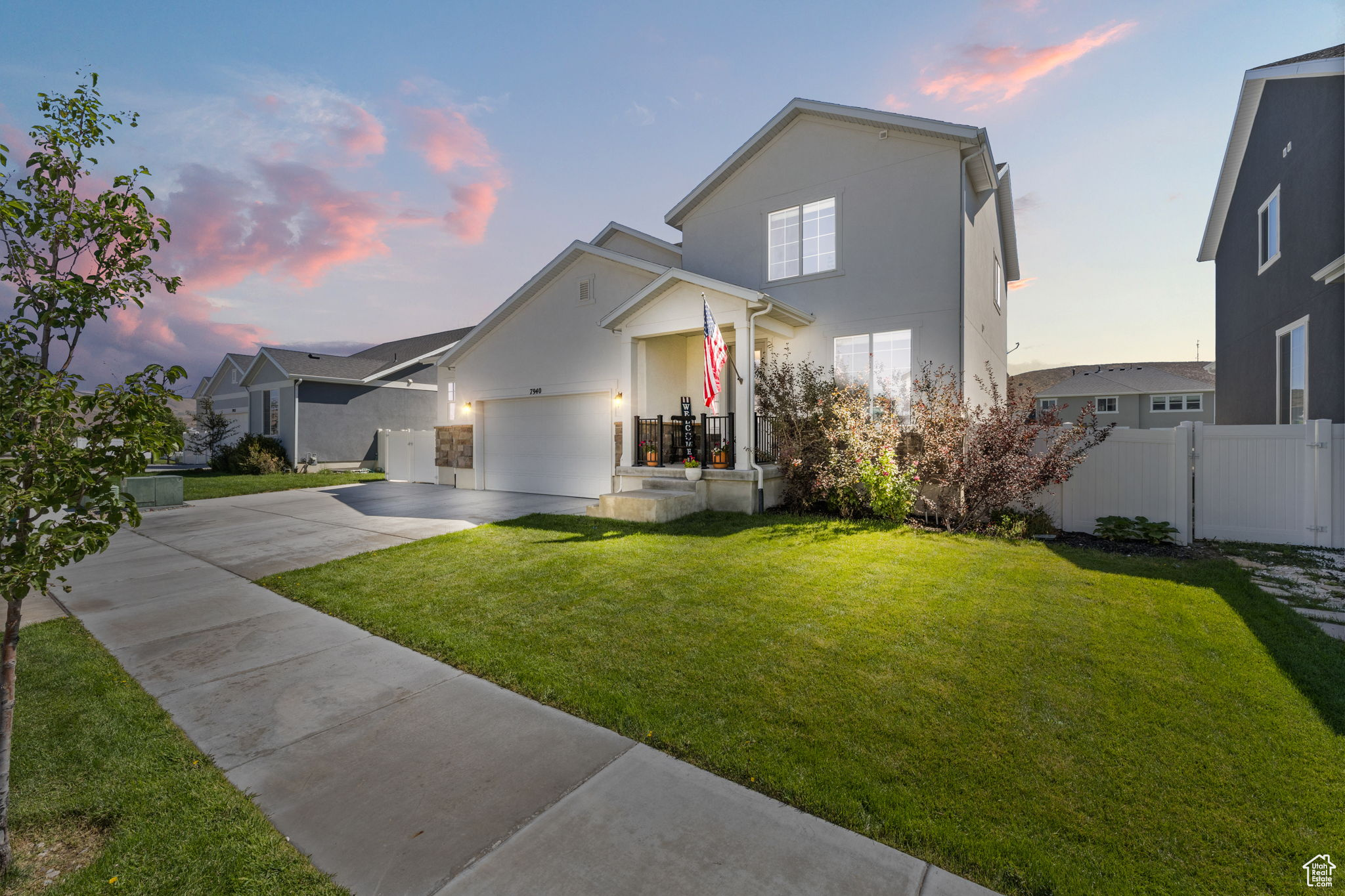 SUNSET RIDGE - Residential