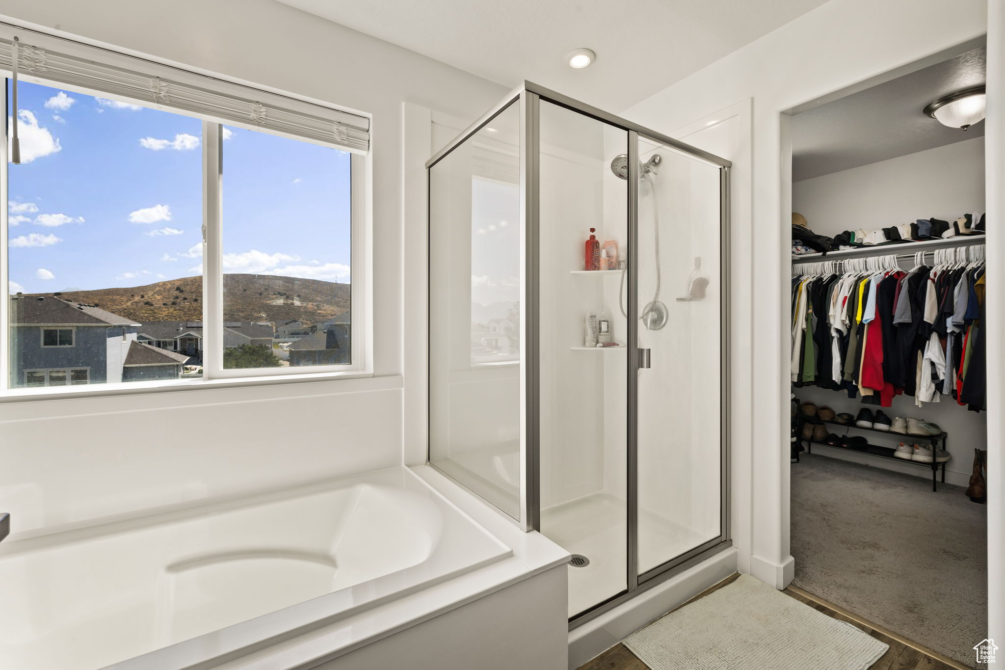 SUNSET RIDGE - Residential