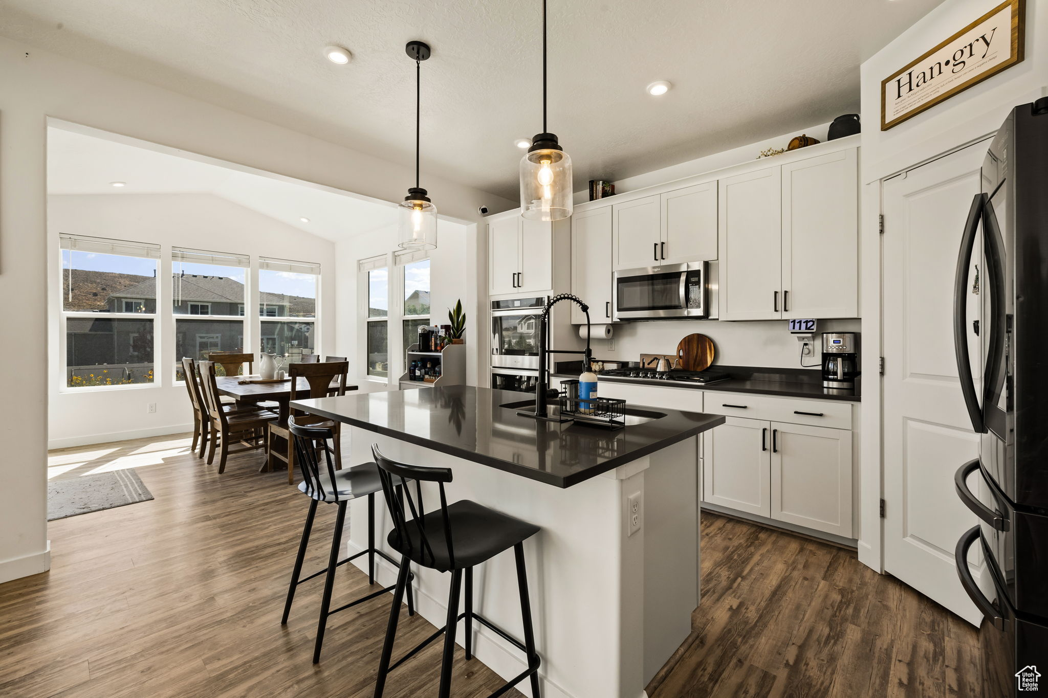 SUNSET RIDGE - Residential