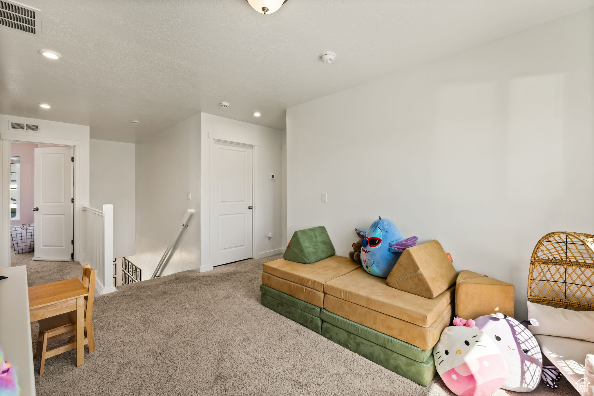 SUNSET RIDGE - Residential