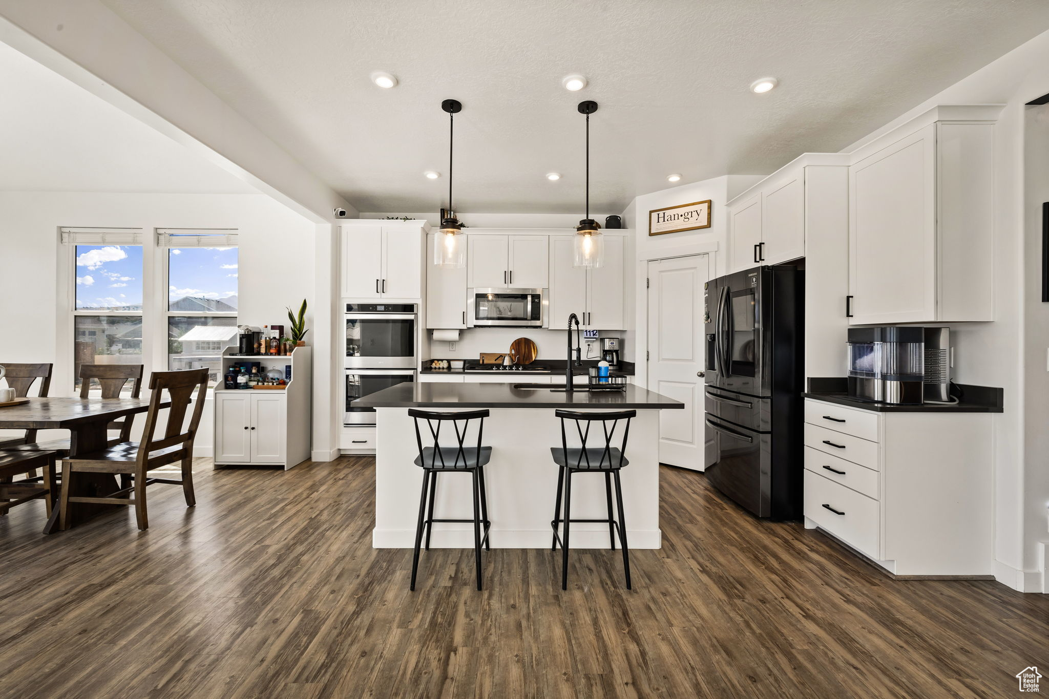 SUNSET RIDGE - Residential