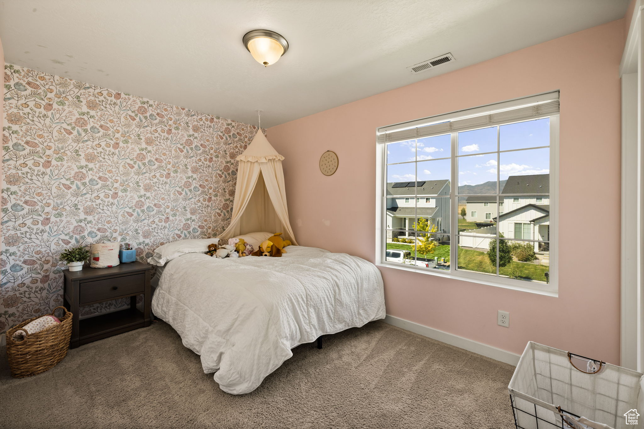 SUNSET RIDGE - Residential