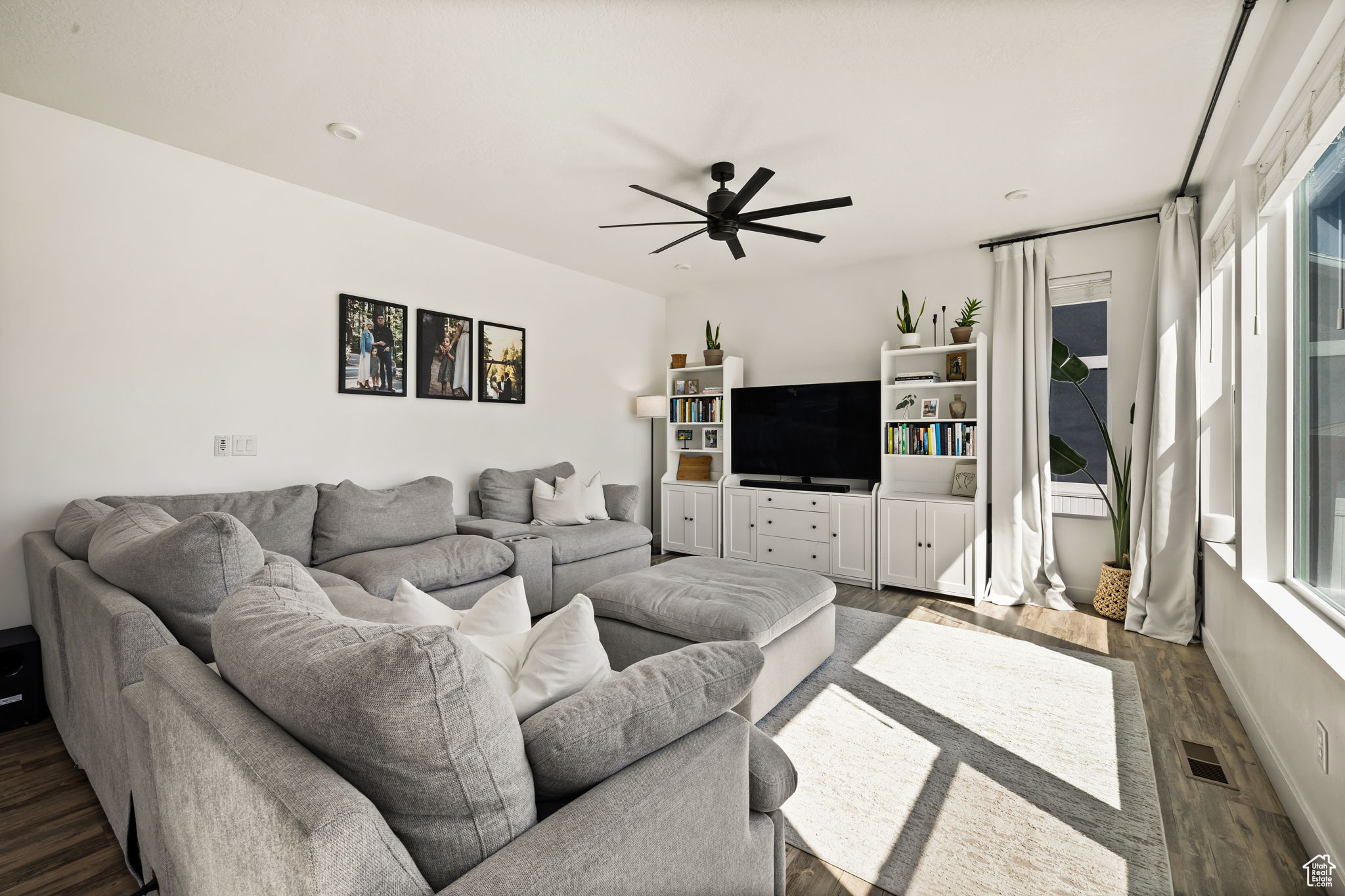 SUNSET RIDGE - Residential