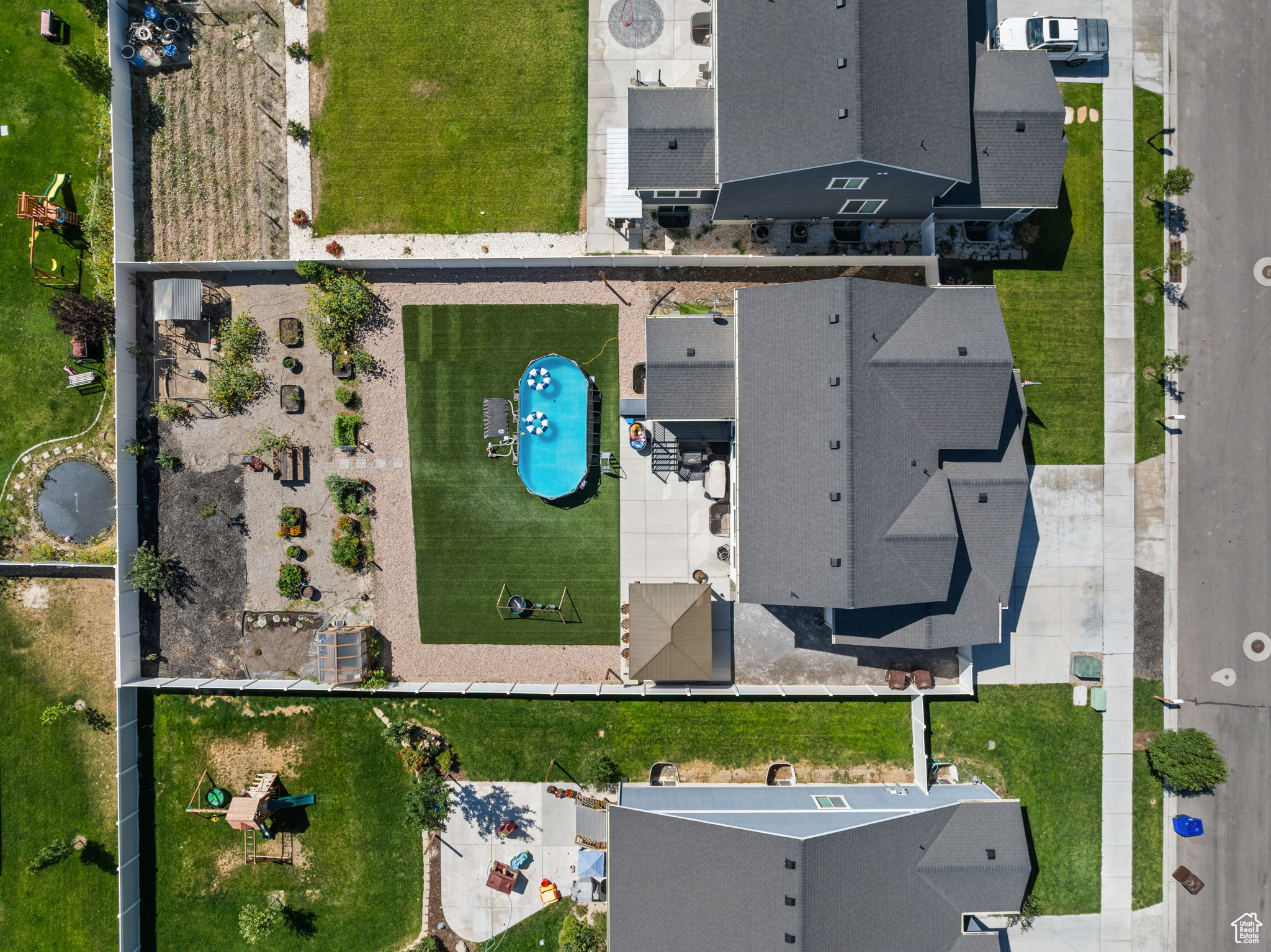 SUNSET RIDGE - Residential