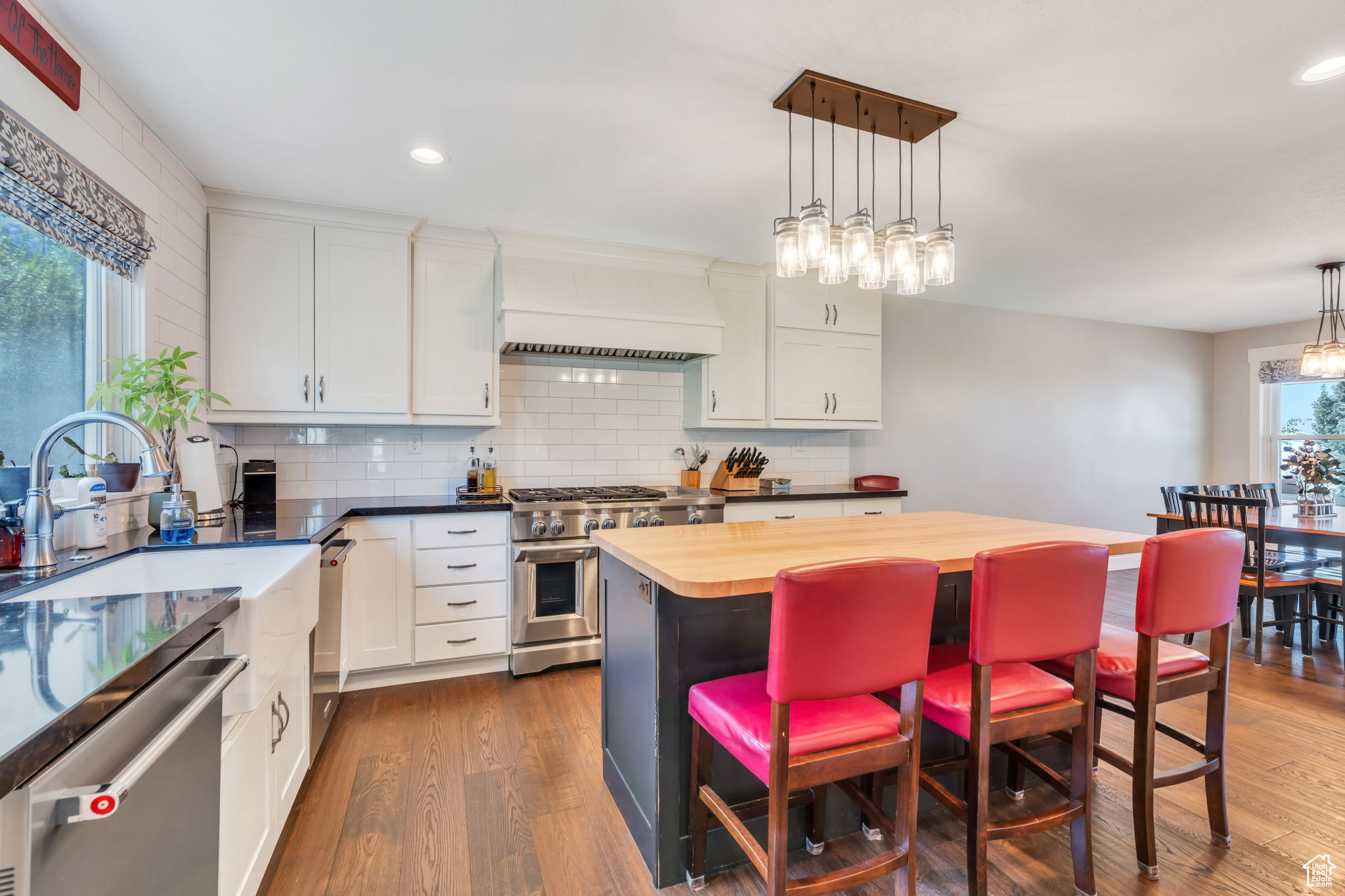 SHERWOOD HILLS - Residential