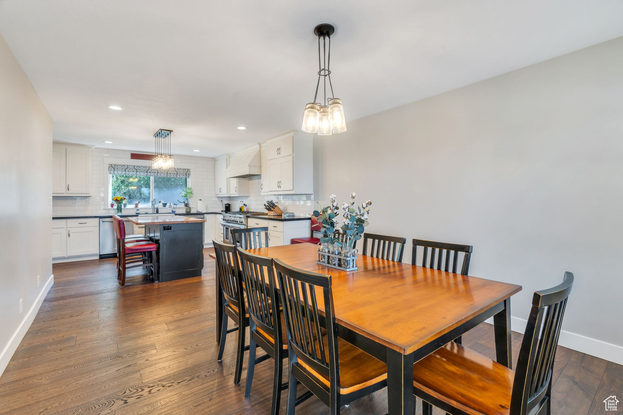 SHERWOOD HILLS - Residential