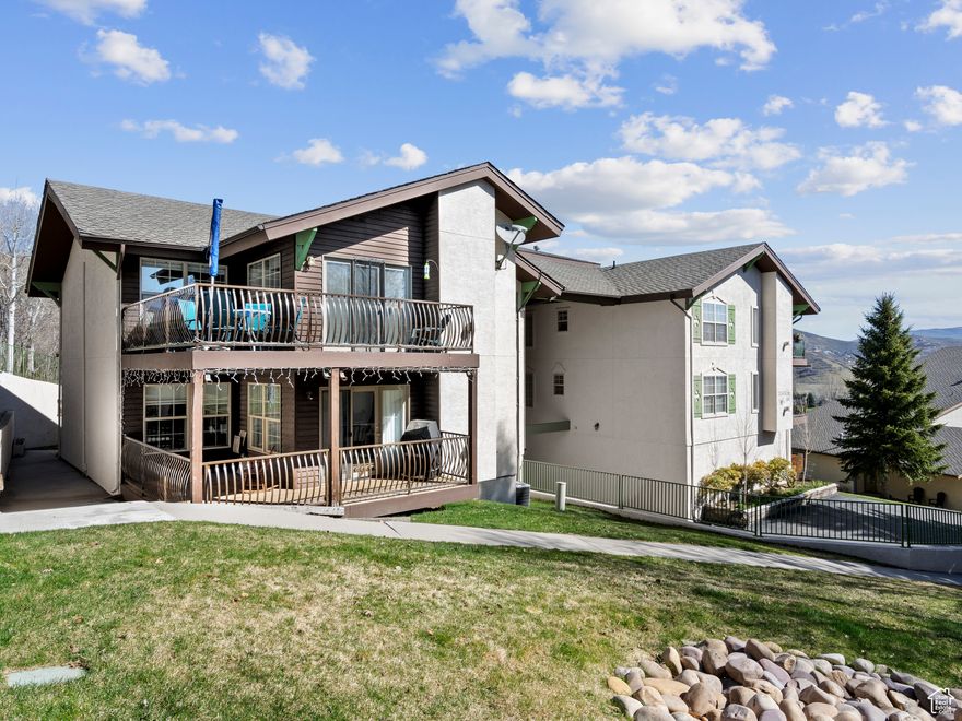 ***This property qualifies for interest rate buy down*** ***Reach out for more info *** Nestled in Midway's Swiss Oaks community, this charming multi-level unit offers stunning meadow and mountain views, vaulted ceilings, and the largest private storage space in the development. Highlights include a gas fireplace, double oven, semi-formal dining, in-unit laundry, and a private balcony for serene alpine mornings. Indulge in resort-style amenities: clubhouse with spa, sauna, steam room, fitness room, and pickleball. HOA includes high-speed internet, snow removal, pest control, and more. Furniture is negotiable and pets are allowed with restrictions. Your Swiss-inspired retreat awaits.    Square footage figures are provided as a courtesy estimate only and were obtained from records.  Buyer is advised to obtain an independent measurement.