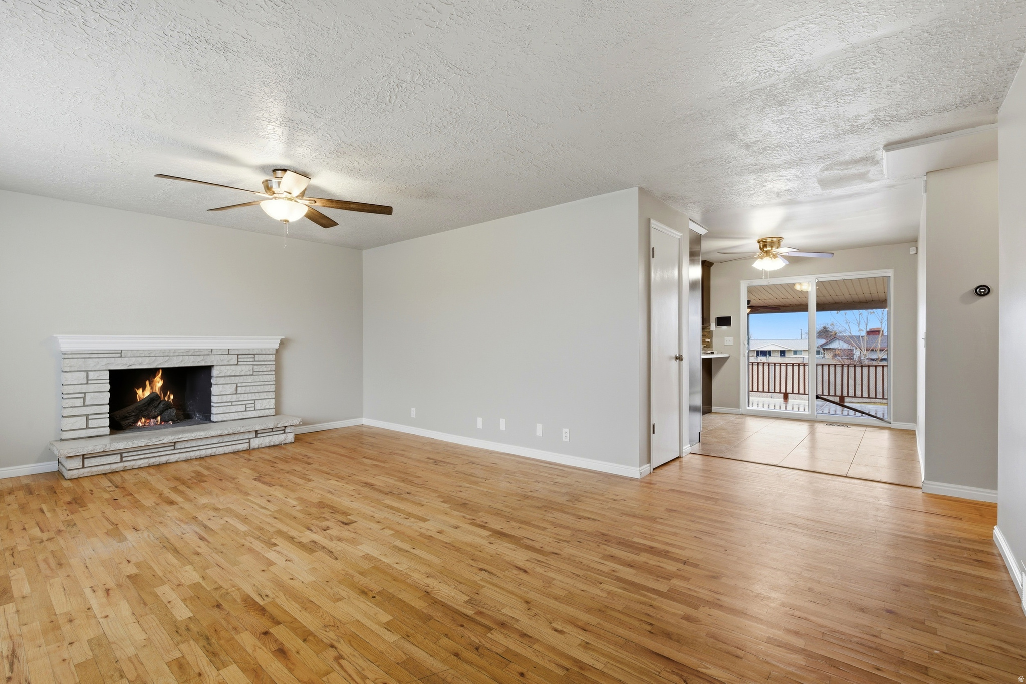 COLONY WEST #4 - Residential