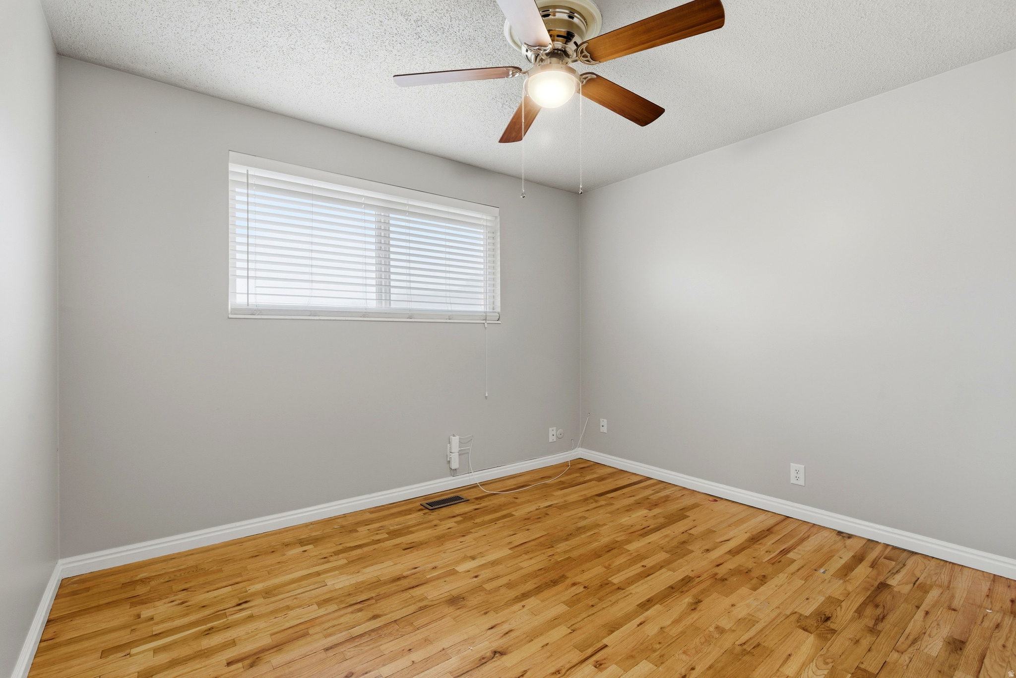 COLONY WEST #4 - Residential