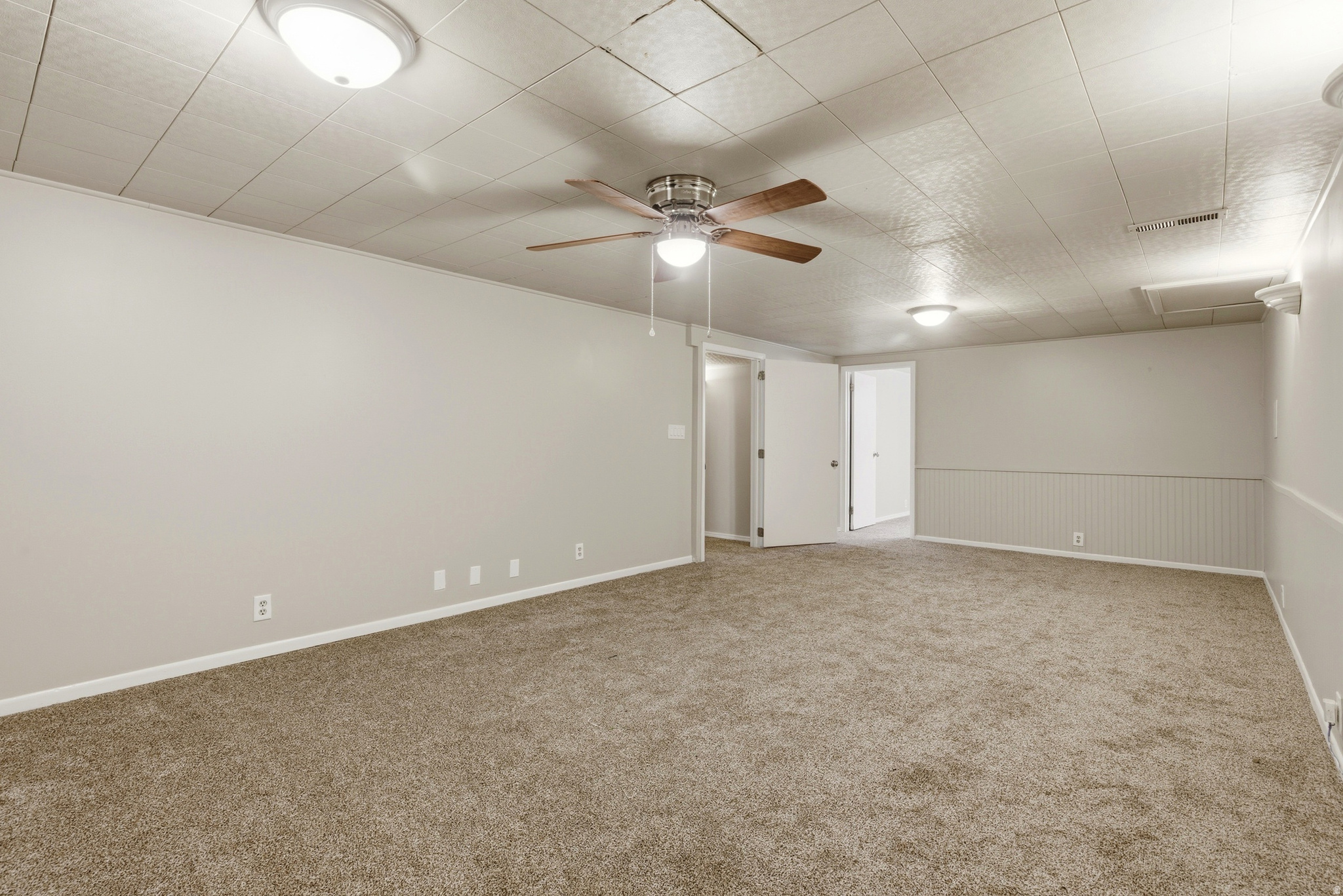 COLONY WEST #4 - Residential