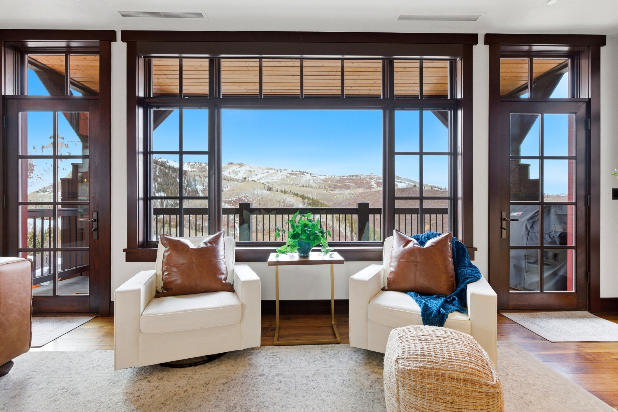 FLAGSTAFF CONDOMINIUM - Residential