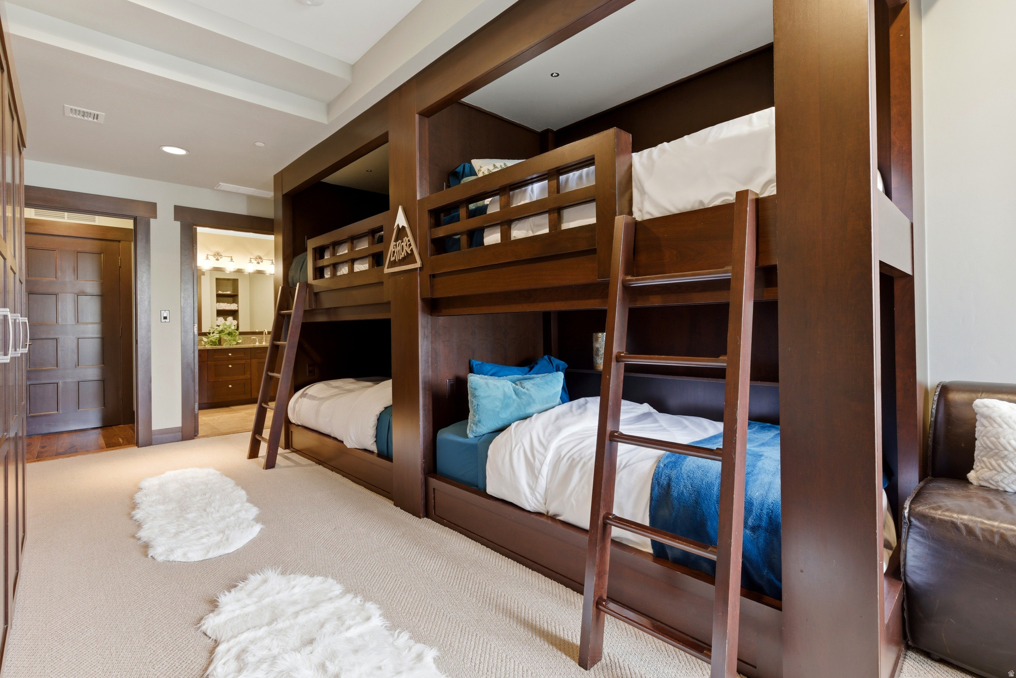 FLAGSTAFF CONDOMINIUM - Residential